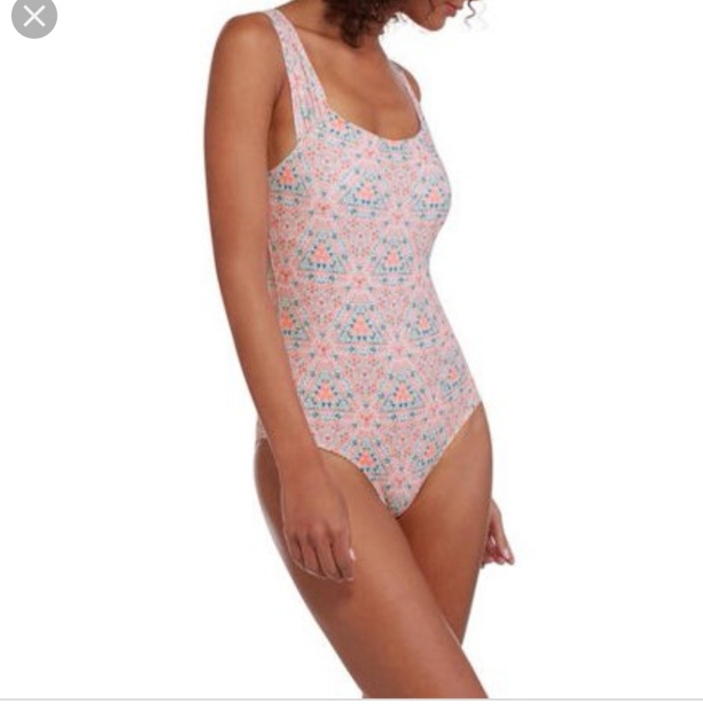 Women’s Pink Patterned One-Piece Swimsuit